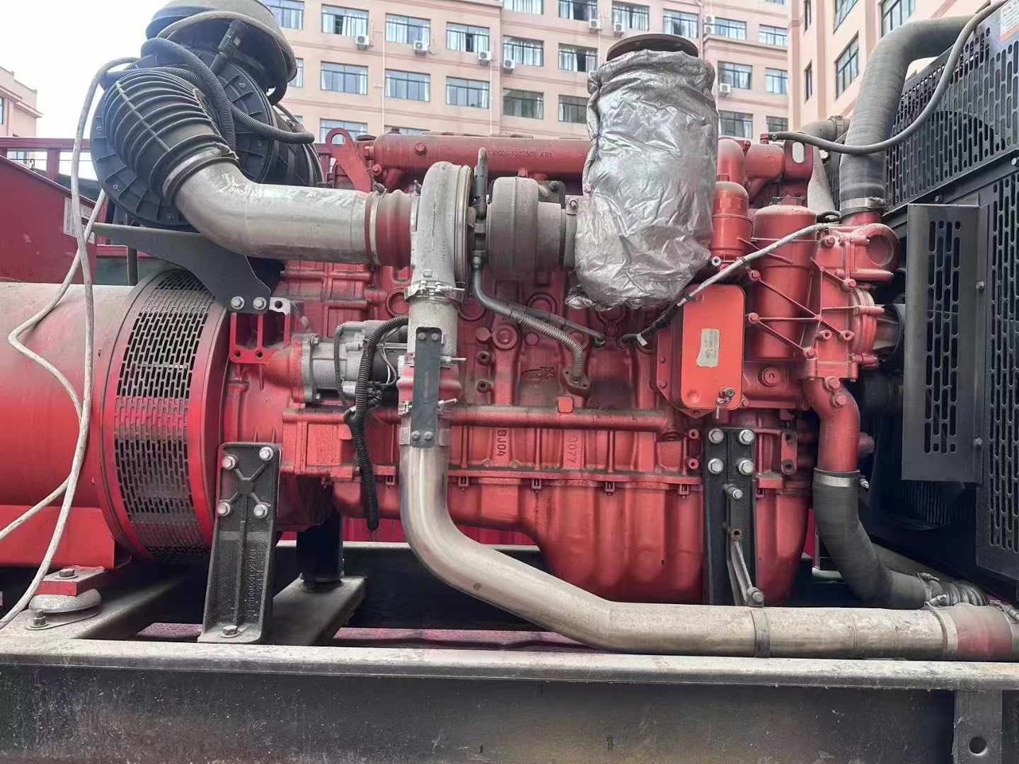 新化如何选择适合 600kW 柴油发电机组的过载保护器？