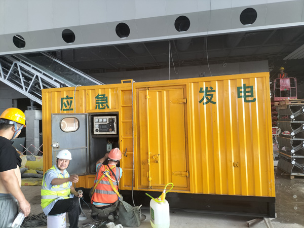 新化怎样判断空气滤清器是否需要更换？